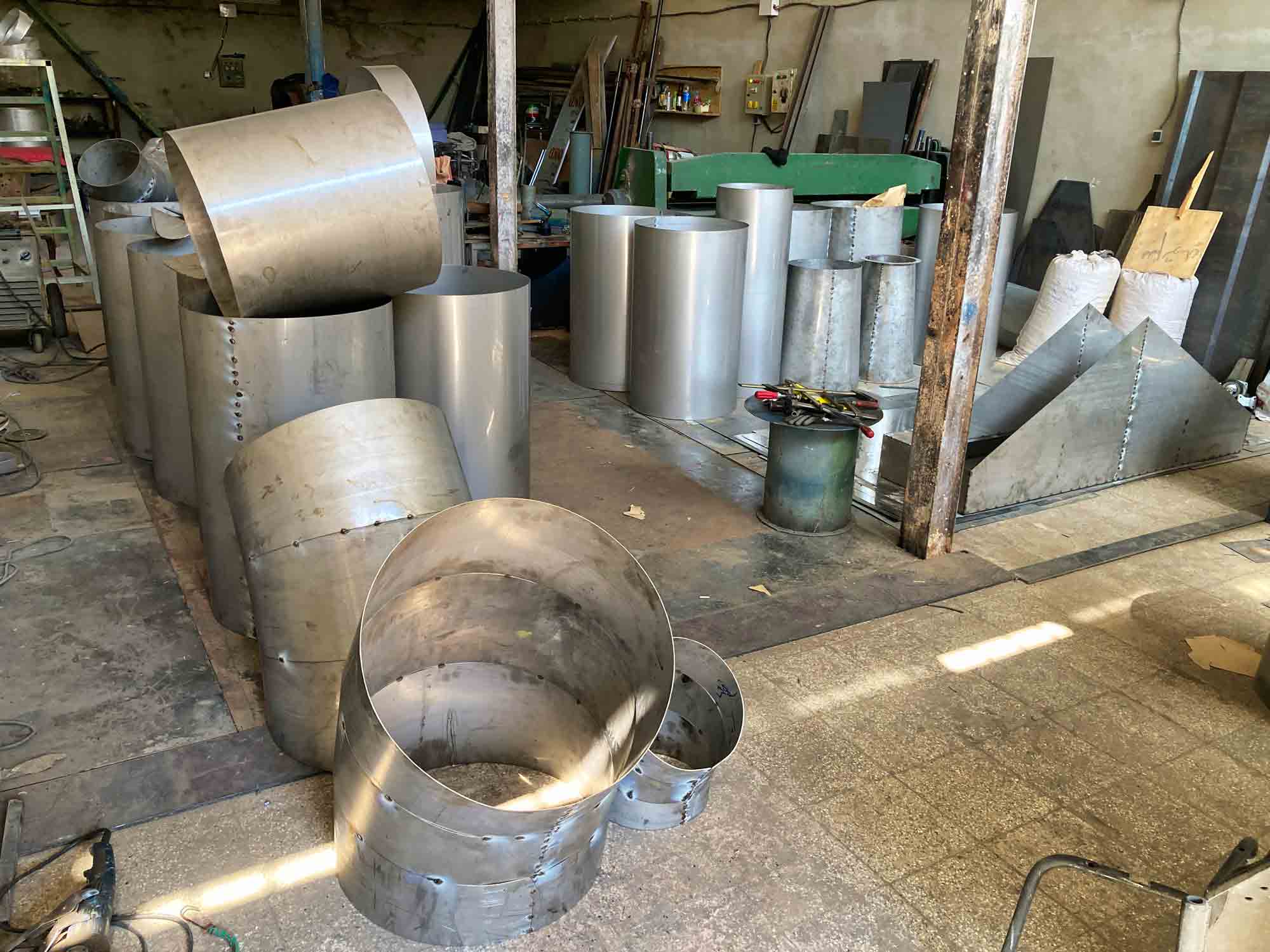 تامین-اقلام-و-تجهیزات-مصرفی-در-سیستم-های-تهویه-صنعتی-و-تصفیه-کننده-صنعتی-هوا