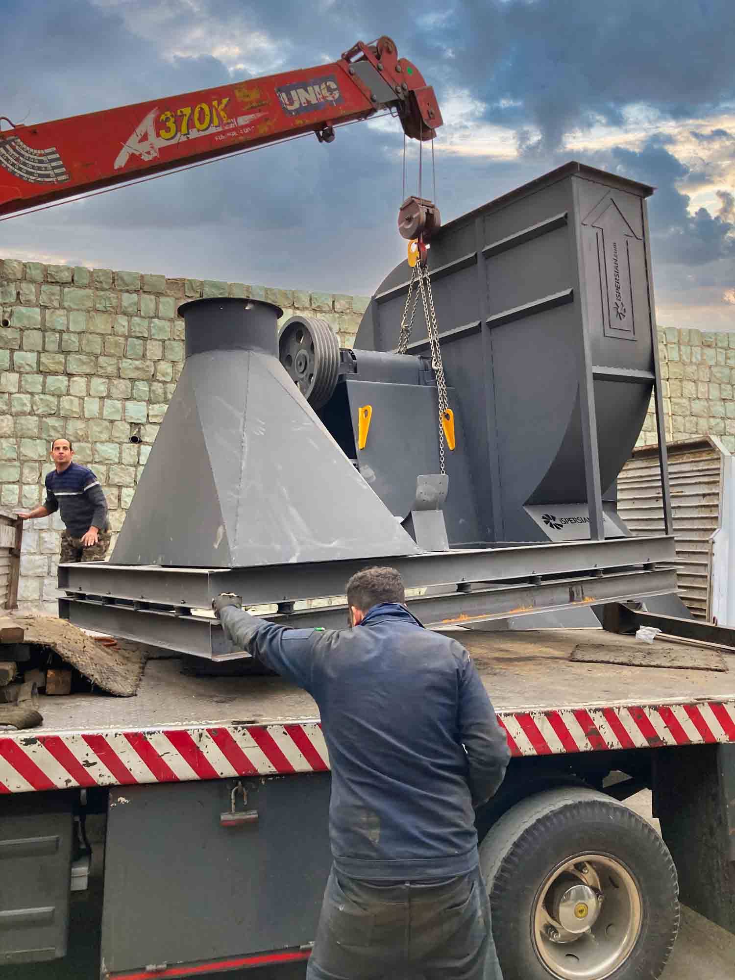 فن-سانتریفیوژ-ارتعاش-سنجی-بالانس-عیب-یابی-ایمن-صنعت-پرشین